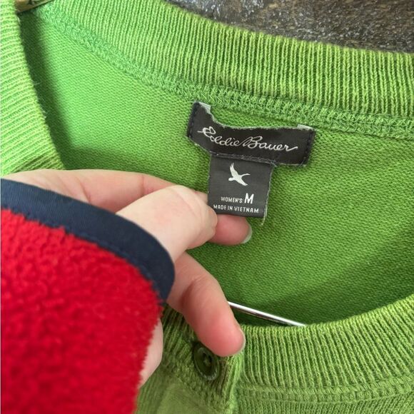 Eddie Bauer medium bright Green spring Women's cardigan button up Sweater - Picture 2 of 4